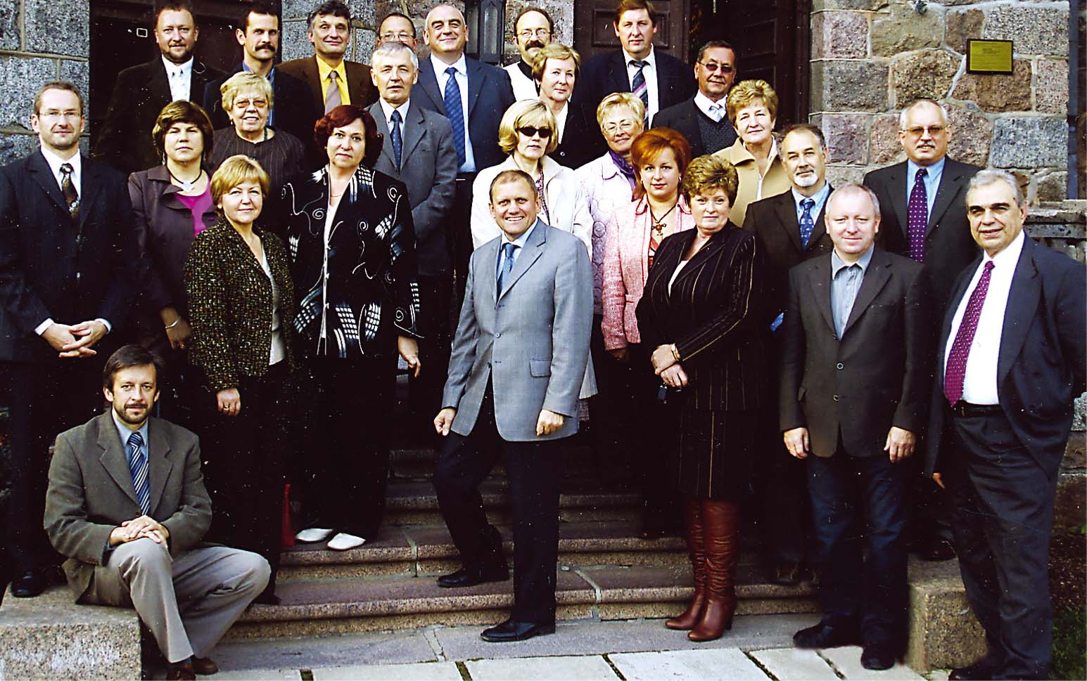 Kolēģu vidū Latvijas Slimnīcu biedrības izbraukuma sēdē Siguldā 2005. gadā