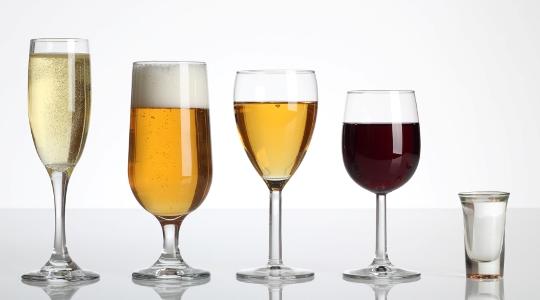 Alkohola atkarība ir nozīmīga problēma Eiropā