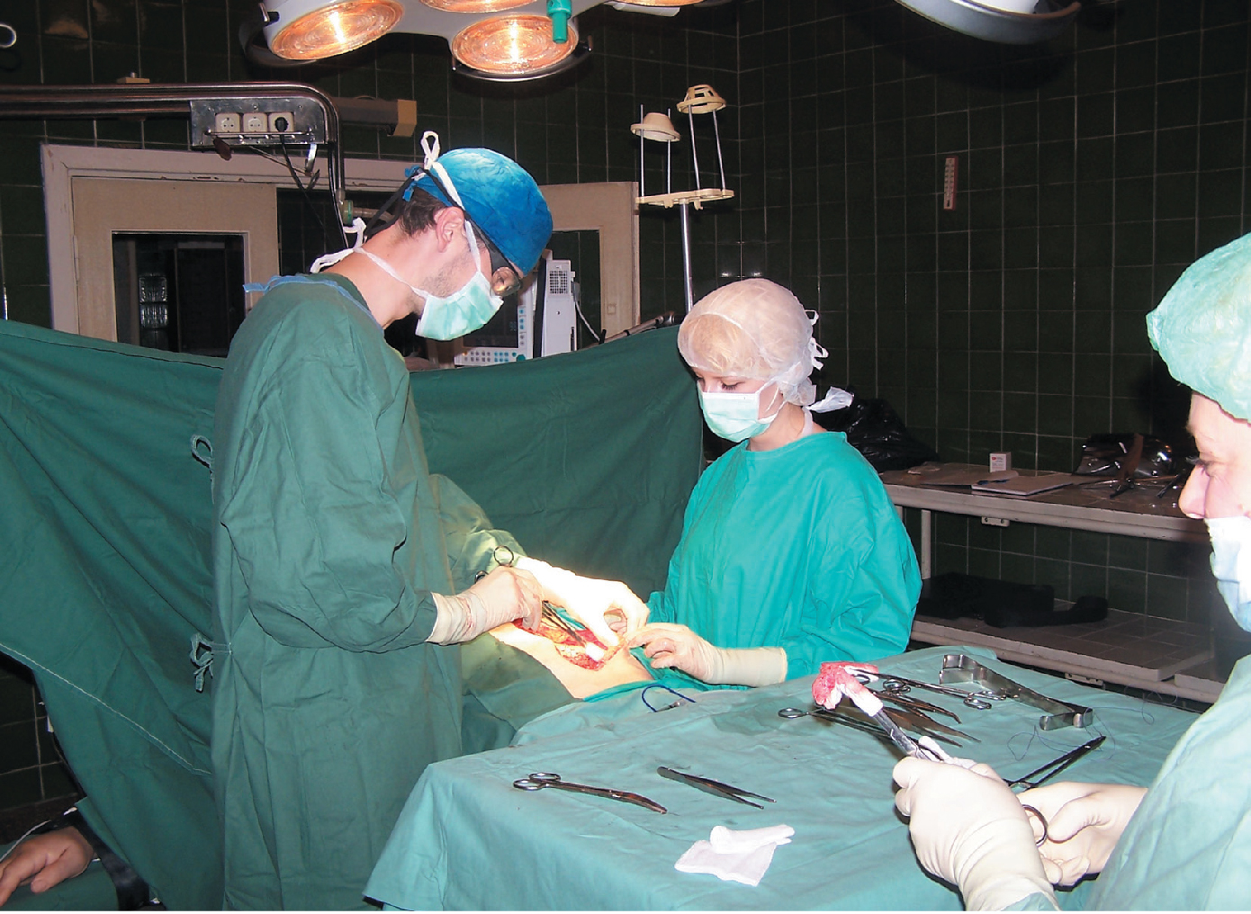 Ikdiena pie operāciju galda. Par RAKUS galveno speciālistu ķirurģijā Haralds Plaudis piekrita kļūt ar vienu noteikumu – ja varēs arī konsultēt slimniekus un operēt