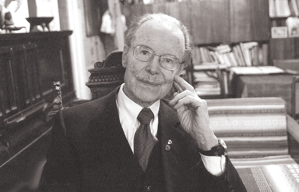 Profesors Nikolajs Skuja (1913–2012). Latvijas medicīnas patriarhs, izcils zinātnieks, skolotājs,  kas izaudzināja vairākas mūsu gastroenterologu paaudzes