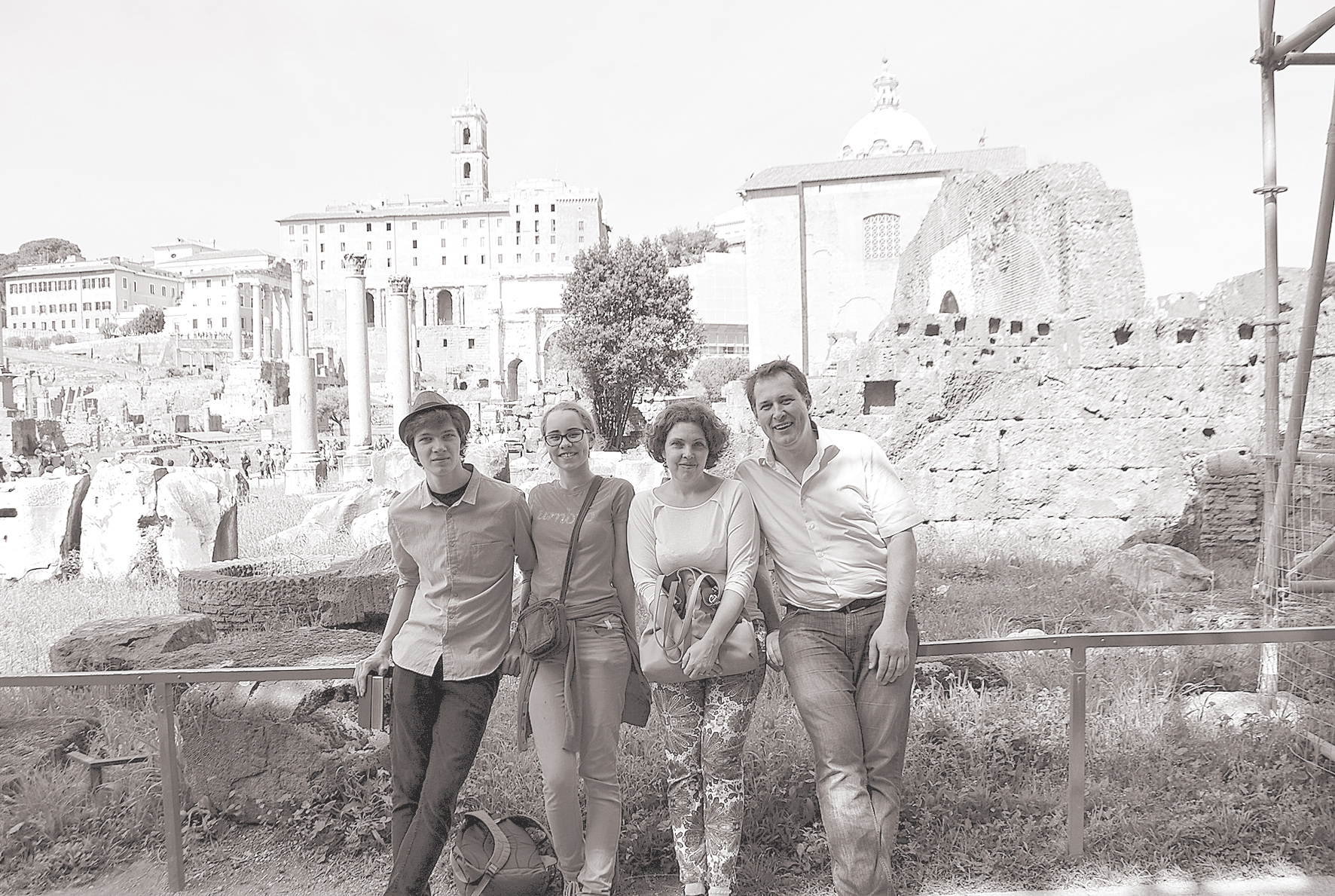 Ar dzīvesbiedri Baibu un bērniem Rihardu un Martu Luīzi Romā