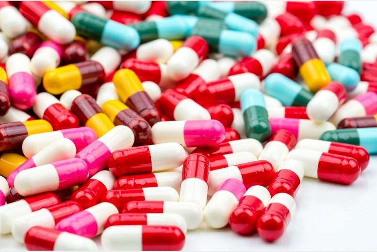Antibiotiku lietošana pirmo divu dzīves gadu laikā saistīta ar hroniskām saslimšanām vēlāk