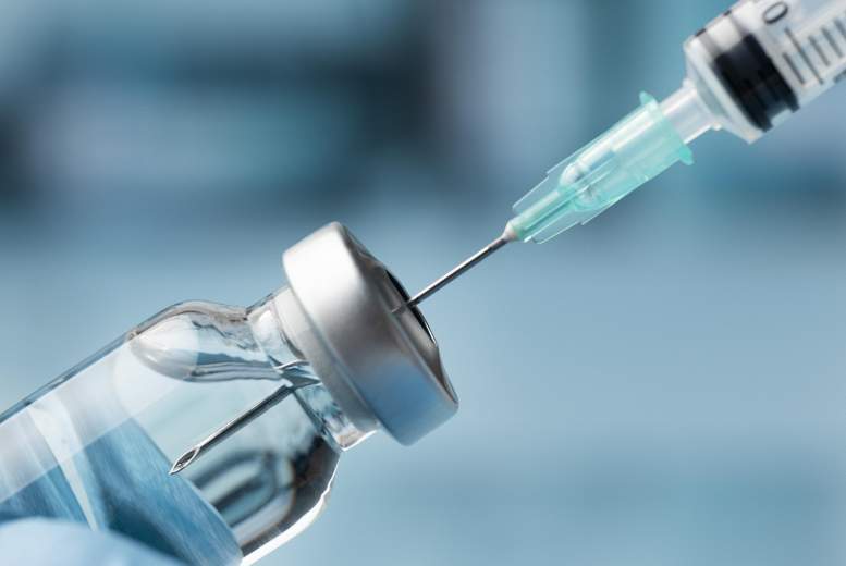Eiropas Zāļu aģentūra izvērtē datus par Covid-19 vakcīnas “Spikevax” balstvakcinācijas devu