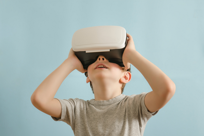 Bērnu slimnīcā - virtuālās realitātes tehnoloģijas