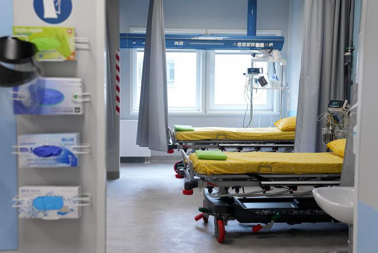Stradiņa slimnīcā atvērtas jaunās moduļu būves -  neatliekamās palīdzības pacientiem