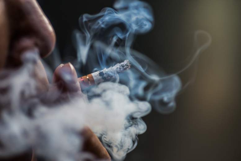 Latvijā palielinās smēķētāju skaits