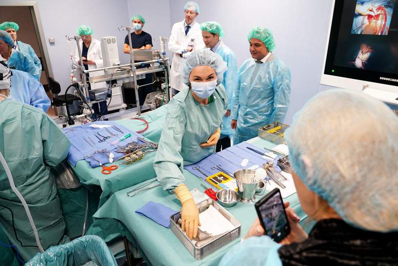 Stradiņa slimnīcas sirds un asisnsvadu ķirurgi jaunās telpās