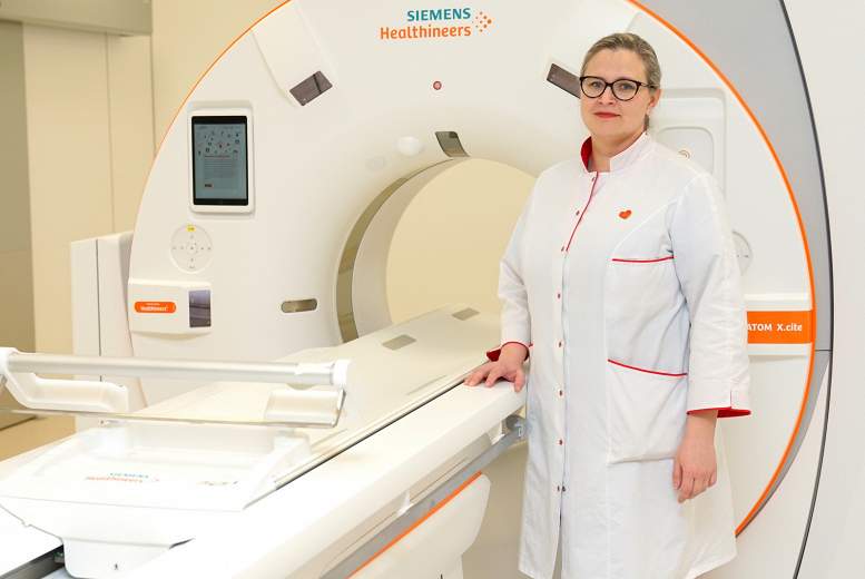 Austrumu slimnīcas Radioloģijas centra vadītāja invazīvā radioloģe Aina Kratovska