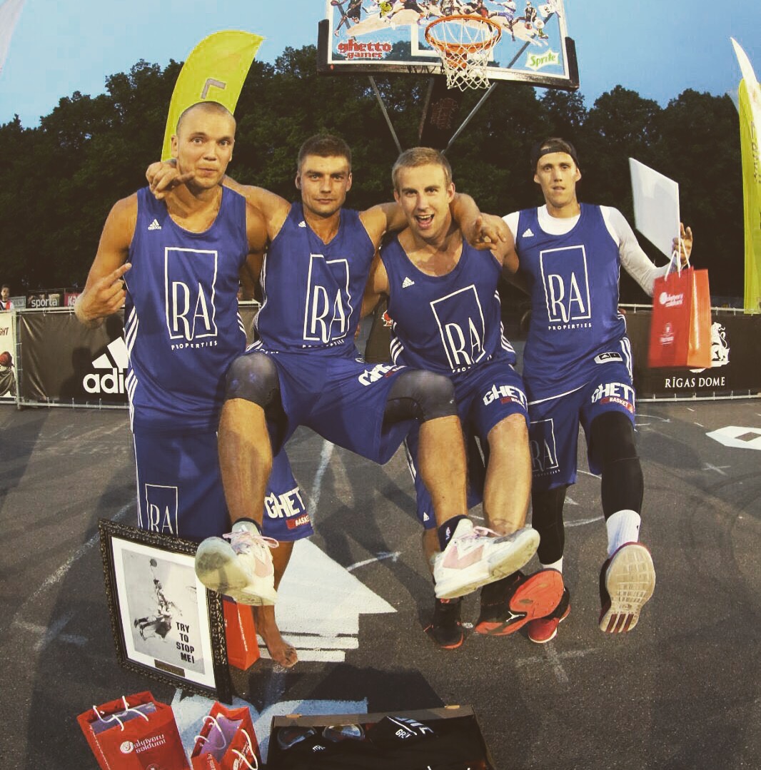 Ar šiem puišiem uzvarēts daudz: Andris Epners, Jānis Āre, Kristaps Jurjāns un olimpiskais čempions Nauris Miezis