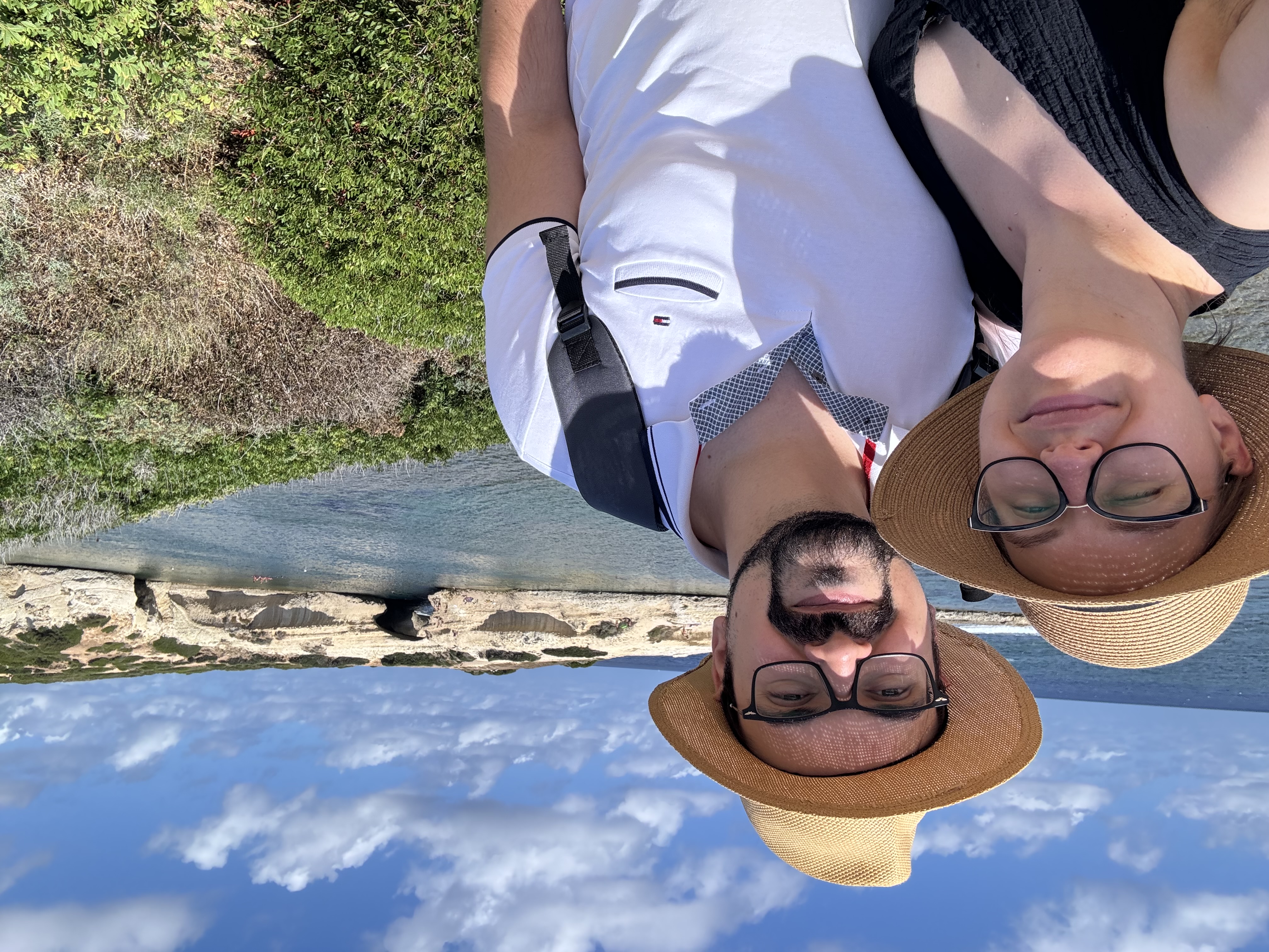 Ar sievu Lauru Sardīnijā, 2025. gads