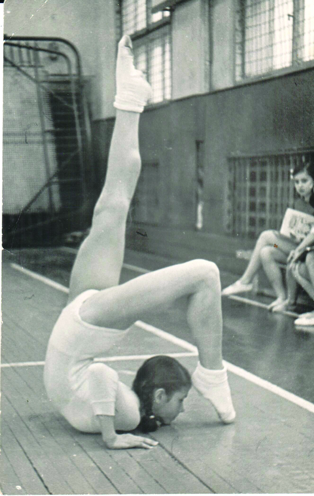 “Skolas laikā nodarbojos ar sporta akrobātiku — Rīgā”