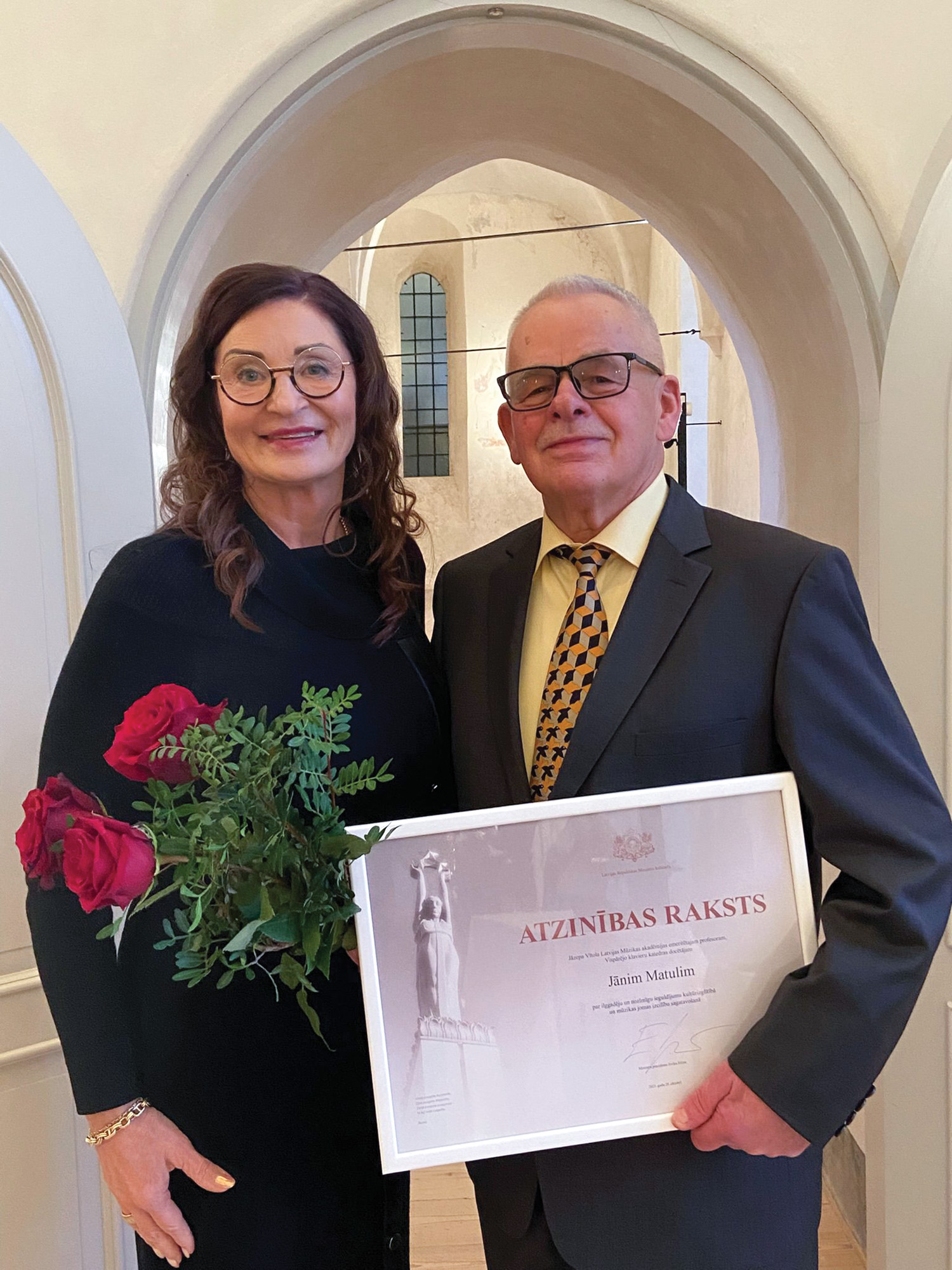 “Lepojos par vīru, Mūzikas akadēmijas profesoru”