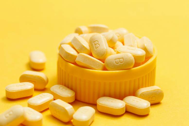 Vitamīna B12 un folāta deficīti saistīti ar hronisku nogurumu
