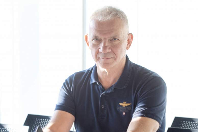 Dr. med. Andris Vikmanis
