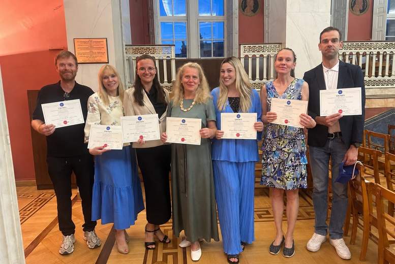 Stradiņa slimnīcas Mutes, sejas un žokļu ķirurģijas nodaļas ārsti iegūst FEBOMFS kvalifikāciju